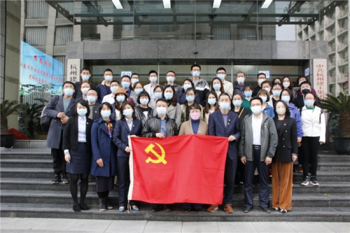 【创新创业担使命 党建引领促发展】校企共建 一起向未来——尊龙凯时人生就是博z6com党委与省建院工程造价学院党总支结对共建并签署党建联建协议